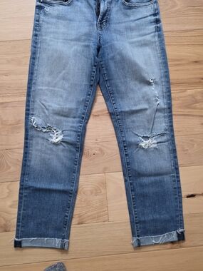 Fidelity Distressed Axl Light Blue Cropped Jeans
